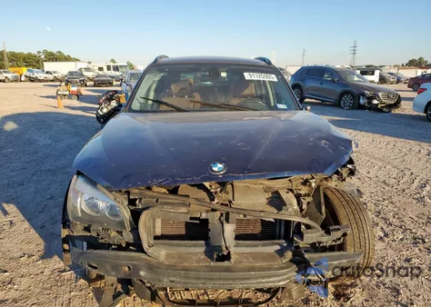 2013 BMW X1 Sdrive28I из США, поврежденный, VIN WBAVM1C54DVW44064